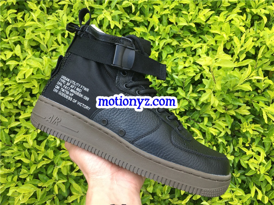 Nike Special Field Air Force 1 Mid Black